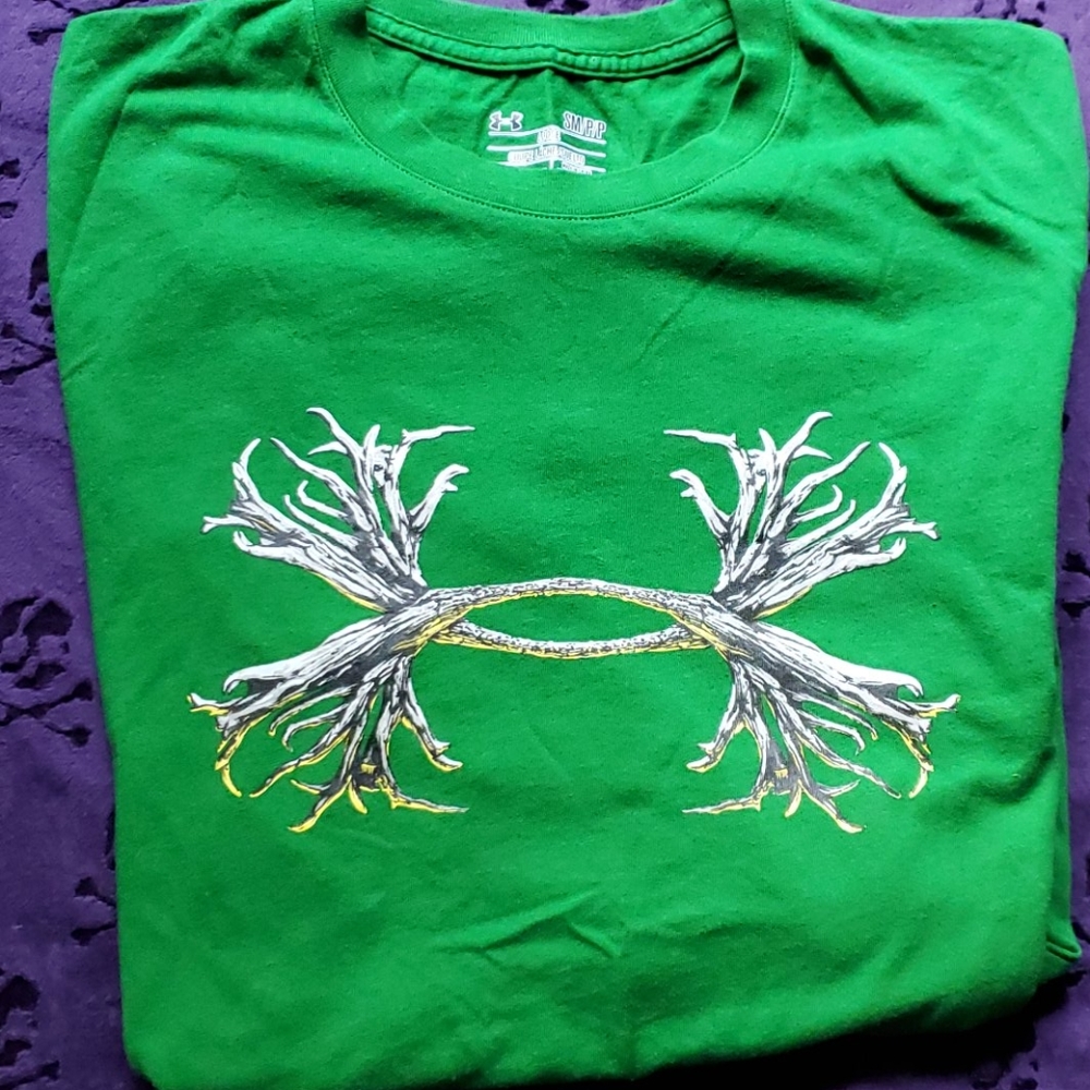 Mens long sleeve under armour shirt